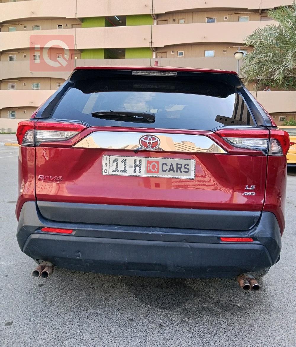 تۆیۆتا ڕاڤ 4